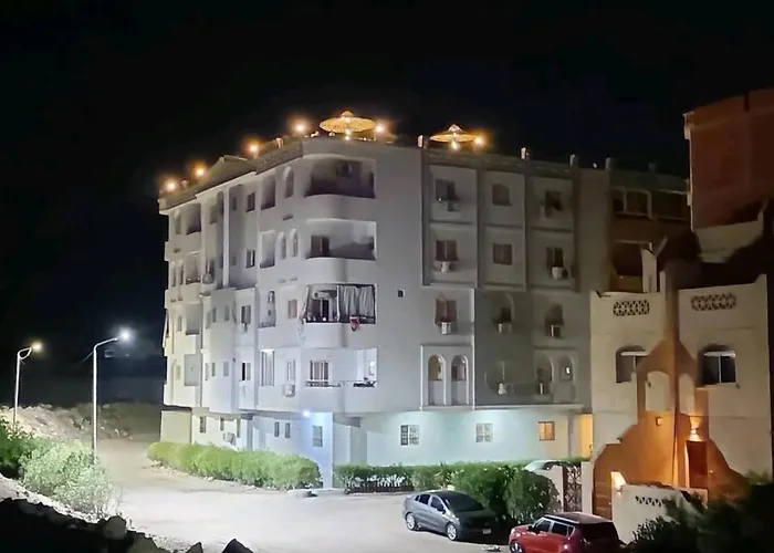 Appartamento Moon - With Swimming Pool And Bbq Terrace In Center Hrg *